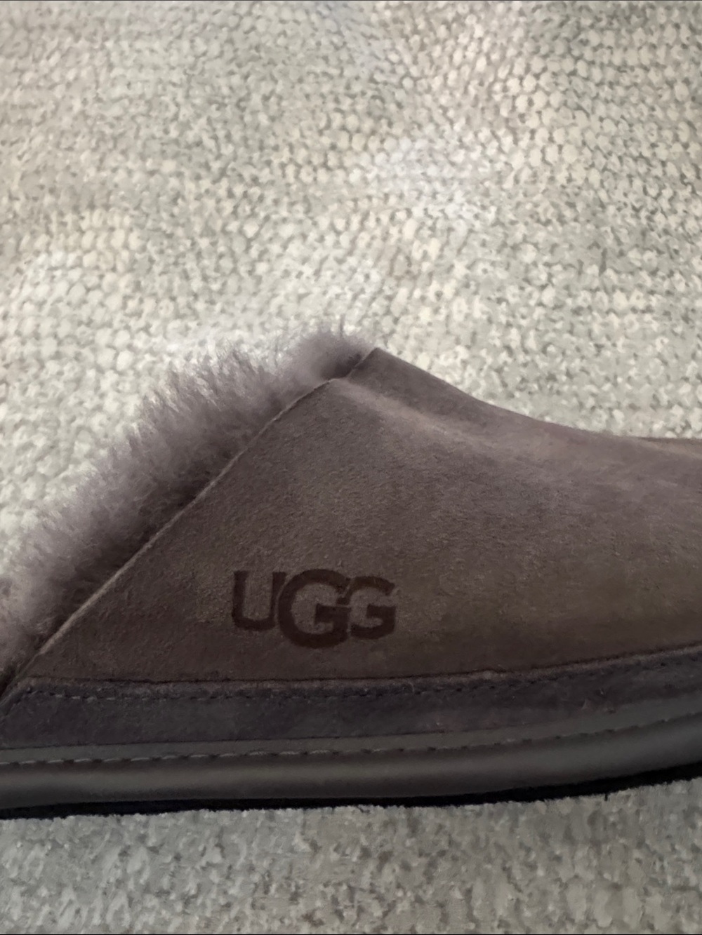 UGG Men's Scuff Slippers in Charcoal Suede Shearling Lining - Picture 2 of 6
